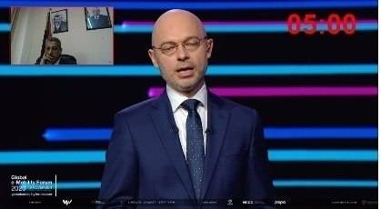 المطور يشارك في فعاليات منتدى النقل الكهربائي المستضاف من بولندا