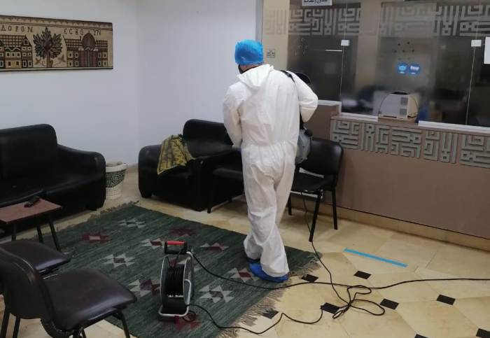 رئيس بلدية القادسية يقرر تعليق الدوام في البلدية لمده ٤٨ ساعه لتزايد عدد الإصابات بفيروس كورونا