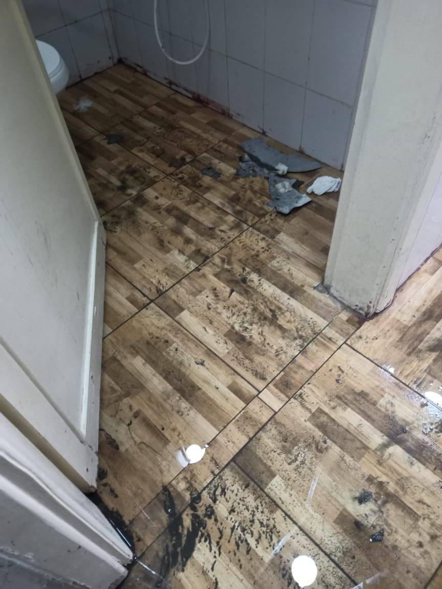 قاعة الكرك الرياضية.. نقص في الخدمات وغياب الصيانة الدورية