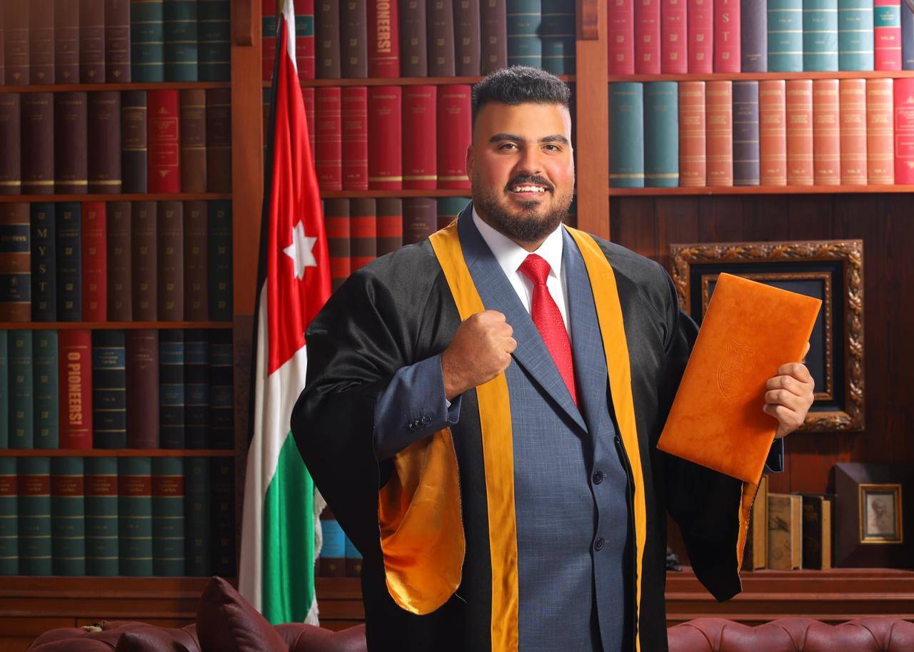 عبد جلال عبد الرحاحله .. الف مبارك تخرجك من الجامعه الاردنيه