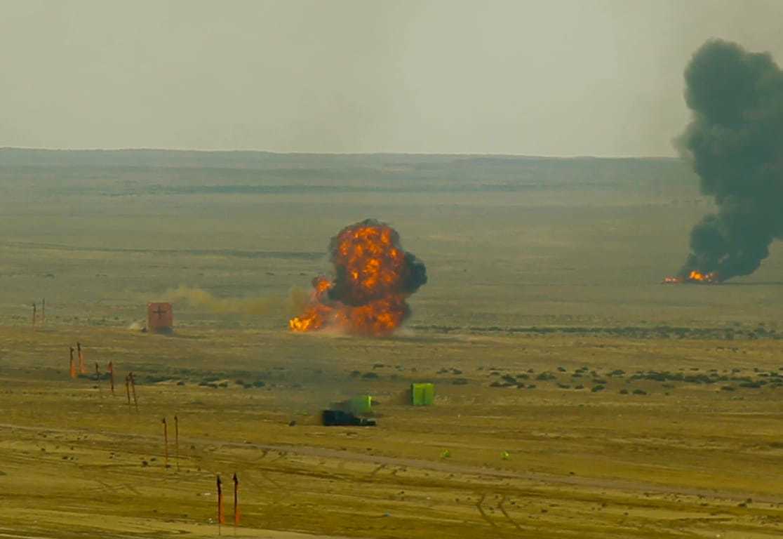 رئيس هيئة الأركان المشتركة يتابع التمرين العسكري (سيف العرب) .. صور 