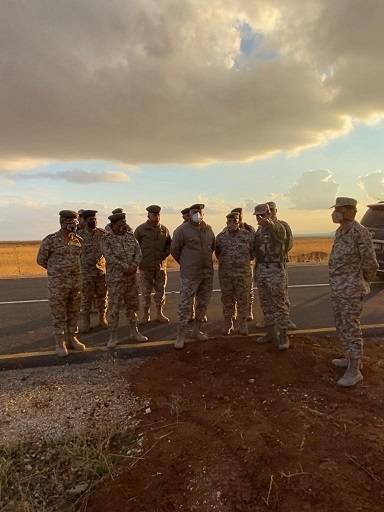 رئيس هيئة الأركان المشتركة يتفقد واجهة المنطقة العسكرية الشرقية