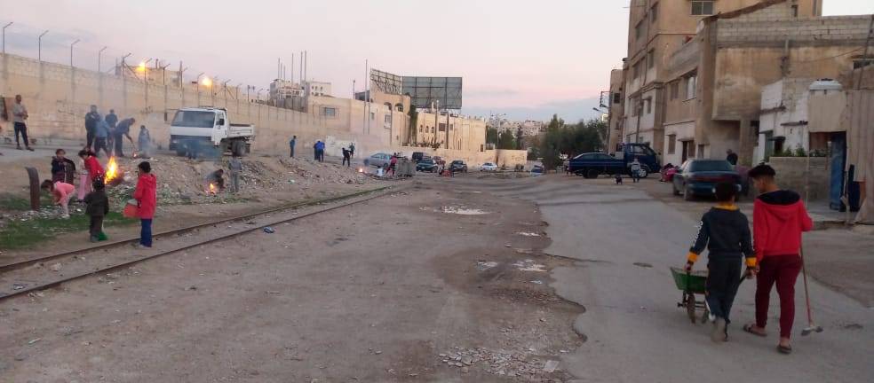 شباب منطقة جناعة بمحافظة الزرقاء ينفذون مبادرة مجتمعية بعنوان مبادرة الخير والعطاء .. صور