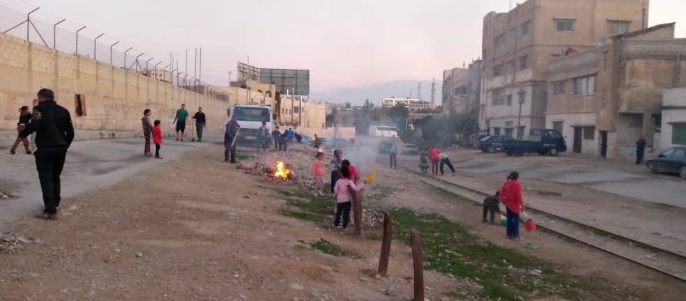 شباب منطقة جناعة بمحافظة الزرقاء ينفذون مبادرة مجتمعية بعنوان مبادرة الخير والعطاء .. صور