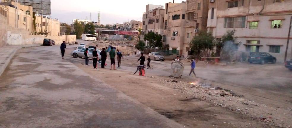 شباب منطقة جناعة بمحافظة الزرقاء ينفذون مبادرة مجتمعية بعنوان مبادرة الخير والعطاء .. صور