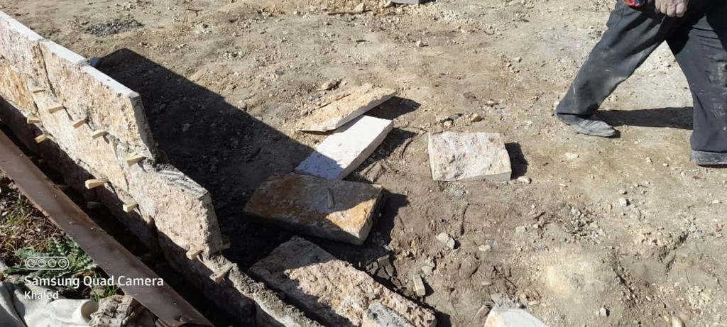 مسلسل الاعتداء على إنجازات بلدية السلط مستمر