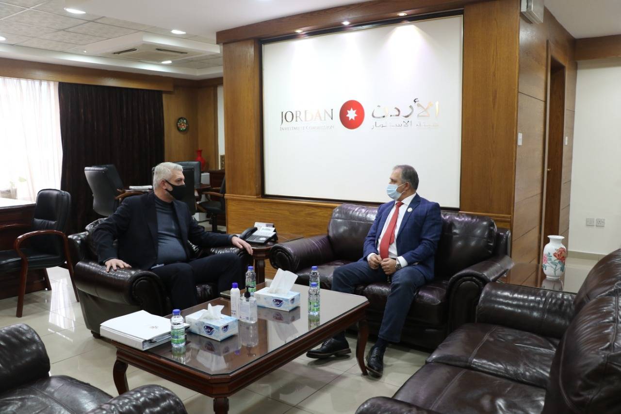 وزير العمل ووزير الدولة لشؤون الاستثمار يزور هيئة الإستثمار