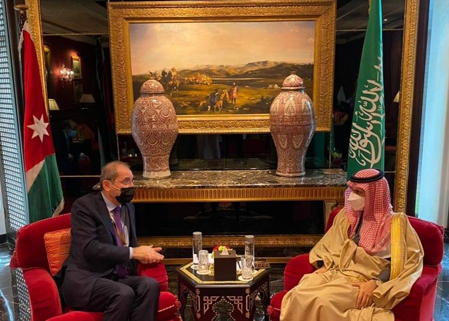 الصفدي يؤكد على ضرورة تطوير منهجية شمولية تفعل الدور العربي في حل الصراعات الإقليمية