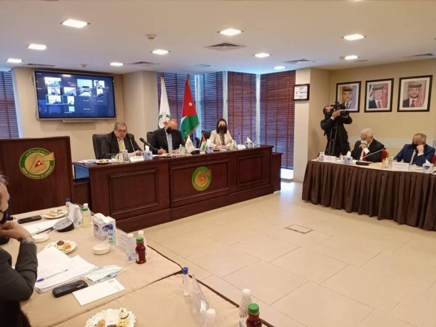 الخصاونة خلال لقائه رئيس وأعضاء تجارة الأردن يؤكد أهمية القطاع التجاري ودوره المهم في تعزيز منظومة الامن الغذائي