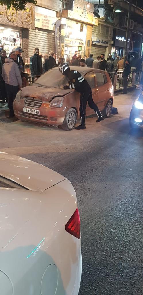 اللواء الحواتمة يكرم ثلاثة من مرتبات إدارة السير أنقذوا سيدة واطفالها بعد ان اشتعلت النيران بمركبتهم في وسط العاصمة