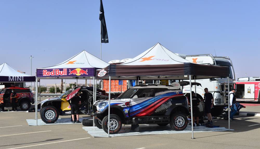 السعوديه .. انطلاق الفحص الفني لمركبات المتسابقين المحليين