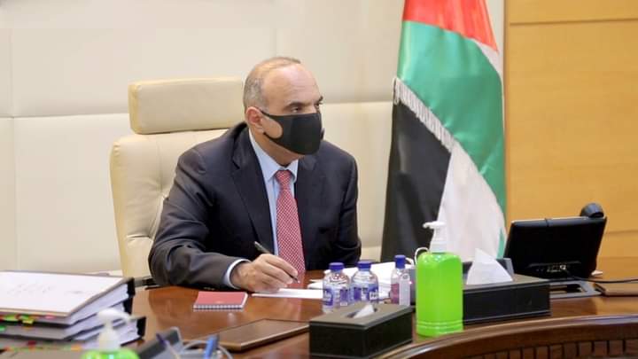 الخصاونة يوجه إلى الإسراع في إنجاز المتطلّبات الإداريّة والتنظيميّة للمركز الوطني لمكافحة الأوبئة والأمراض السارية