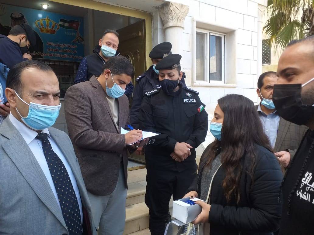 مؤسسة شباب 42 بمحافظة مادبا تطلق مبادرة مادبا لإيصال السلام والتسامح .. صور