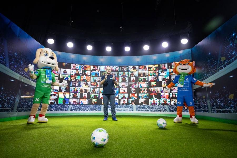 جمع البرنامج الاجتماعي الدولي للأطفال للشركة المساهمة العامة  غازبروم  ، الاطفال من أكثر من 100 بلد و سجل رقما قياسيا جديدا في موسوعة غينيس للأرقام القياسية