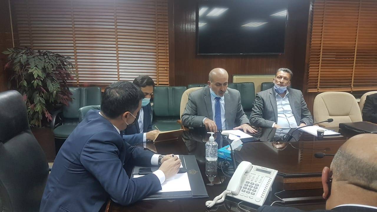 وزير المياه والري يلتقي رئيس واعضاء مجلس محافظة الكرك 