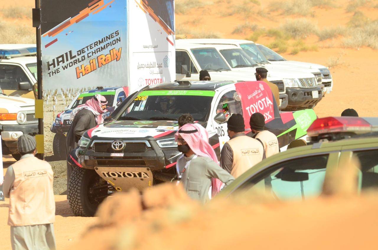 الإسباني كارلوس يتصدر المرحلة الأولى في الجولة الخامسة من كأس العالم
