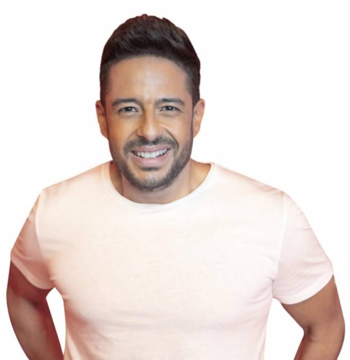 النجمان العربيان محمد حماقي ومحمود العسيلي يقدمان عرضاً غنائياً مميزاً على مسرح كوكا كولا آرينا خلال شهر ديسمبر
