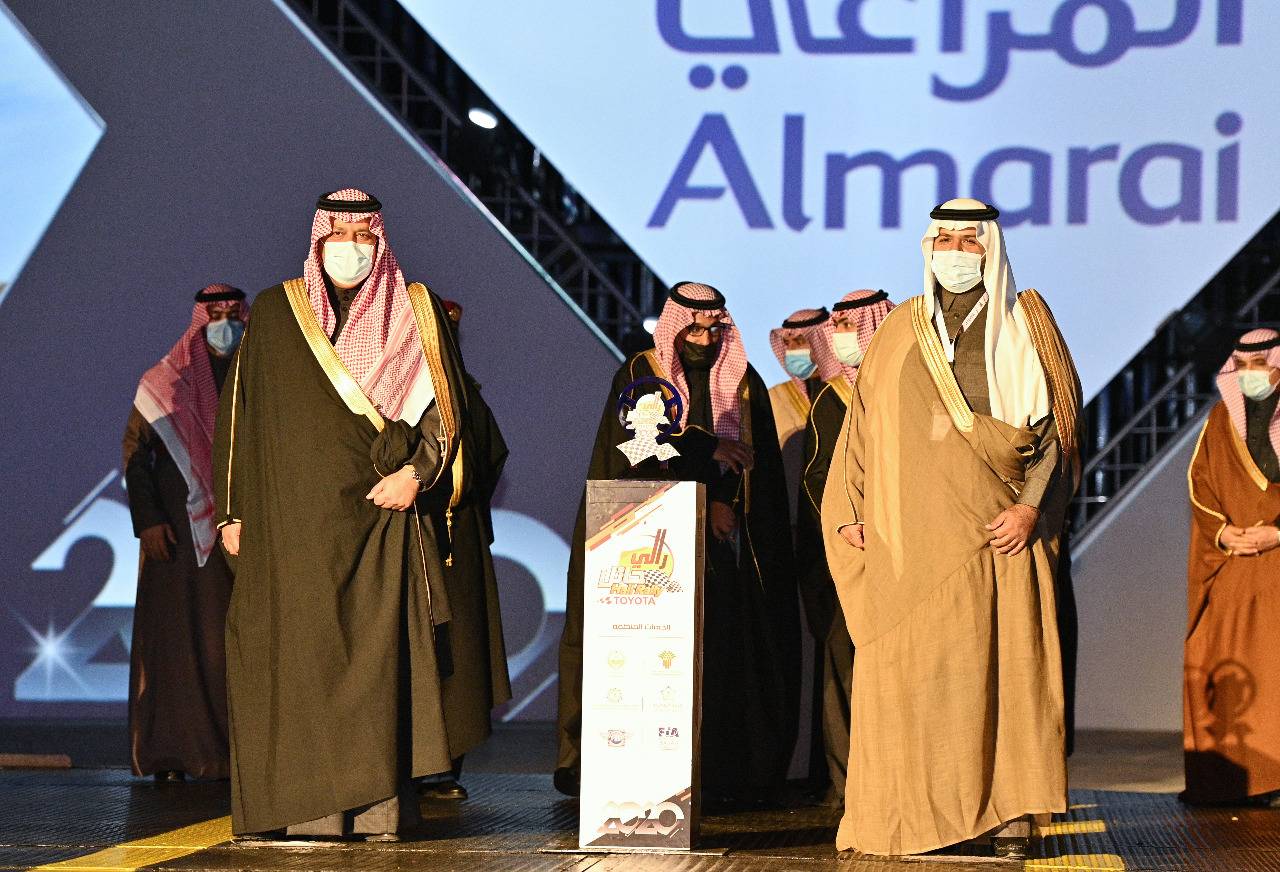 الأمير عبدالعزيز بن سعد يتوج حائل عاصمة للراليات العالمية