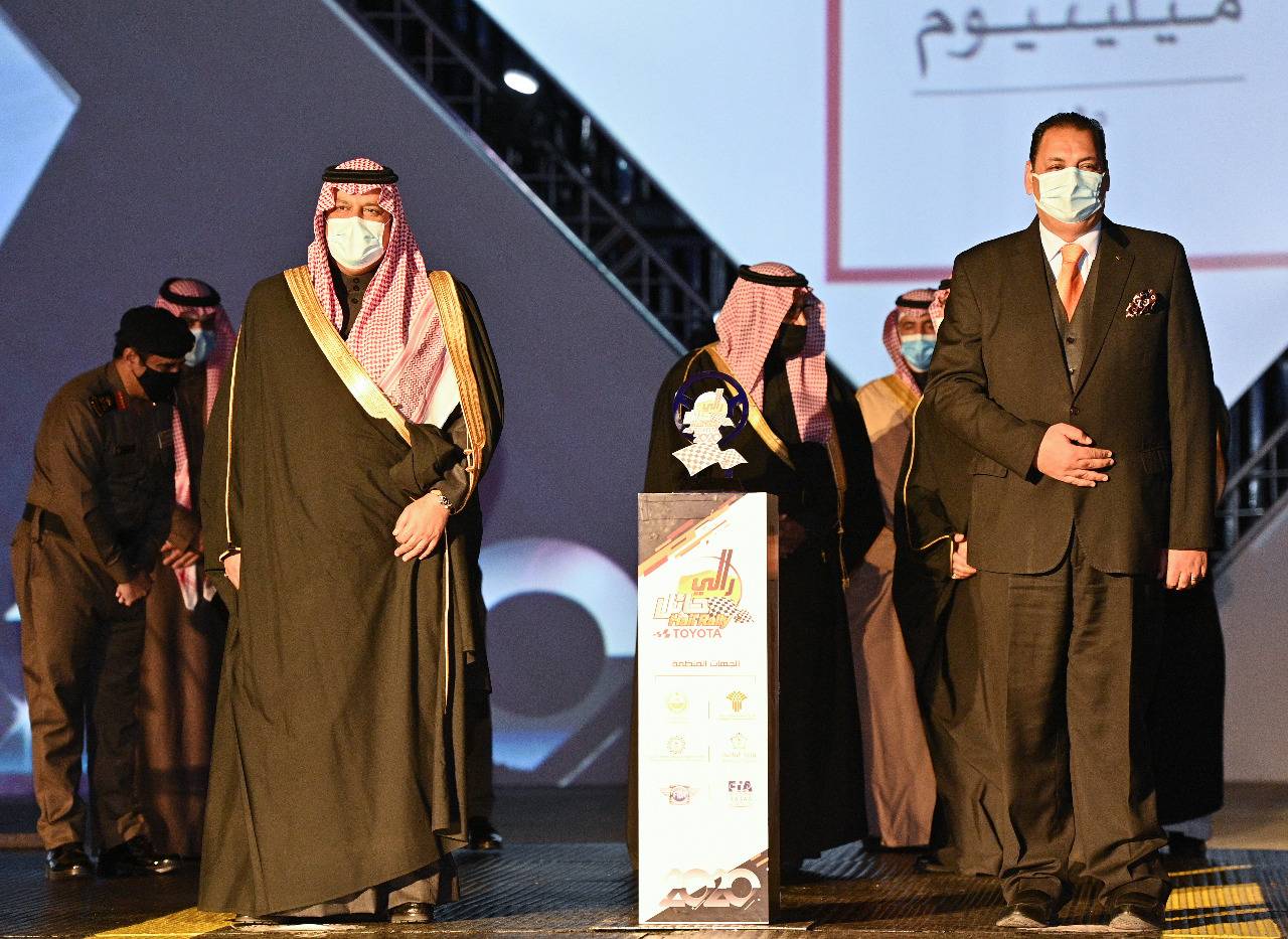 الأمير عبدالعزيز بن سعد يتوج حائل عاصمة للراليات العالمية