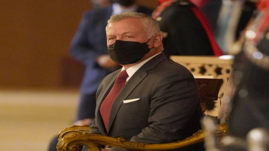 الملك يستمع إلى رد مجلس الأمة على خطاب العرش السامي .. تفاصيل