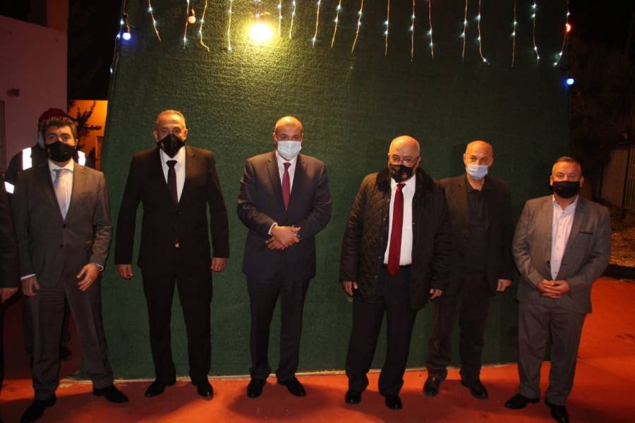 رئيس مجلس النواب يشارك في إضاءة شجرة عيد الميلاد بمدينة الحصن بإربد