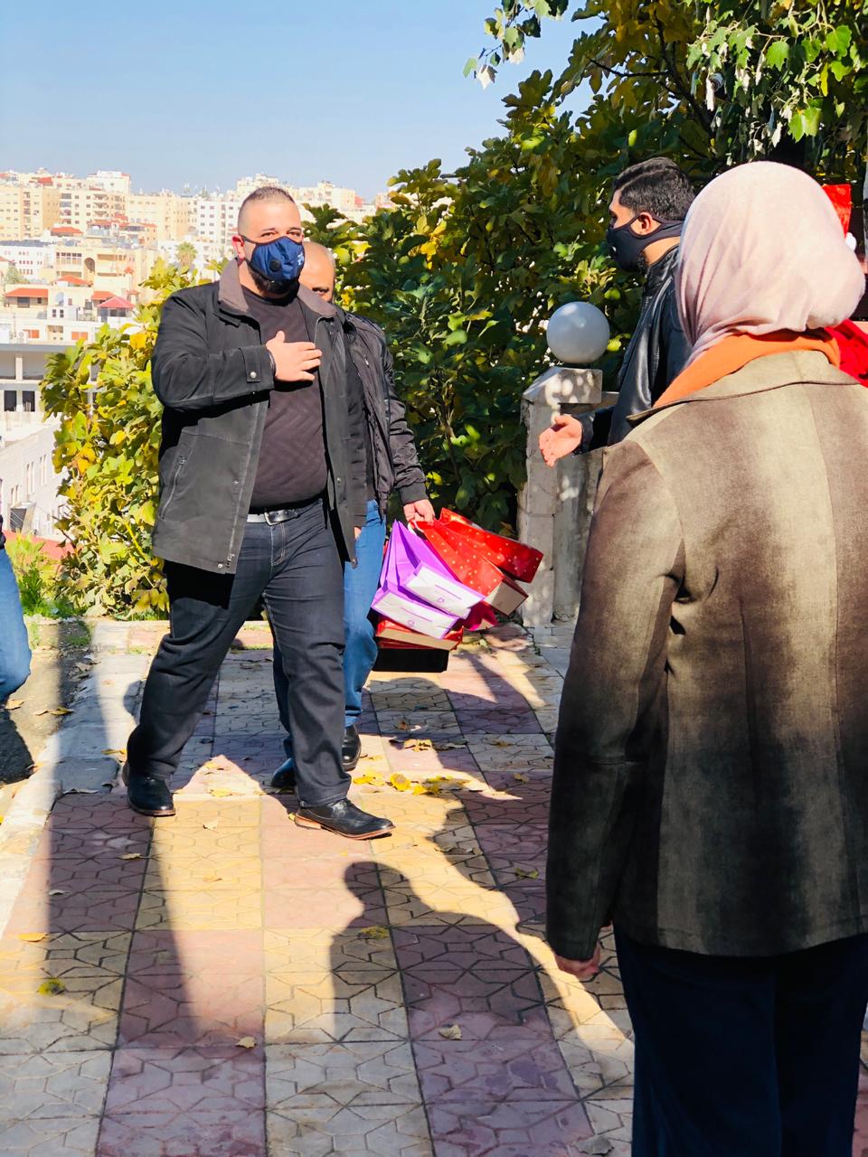 السفير أيهم زكي معايعة يقوم بزيارة إلى مركز الأطفال المبتسمين لذوي الاحتياجات الخاصة