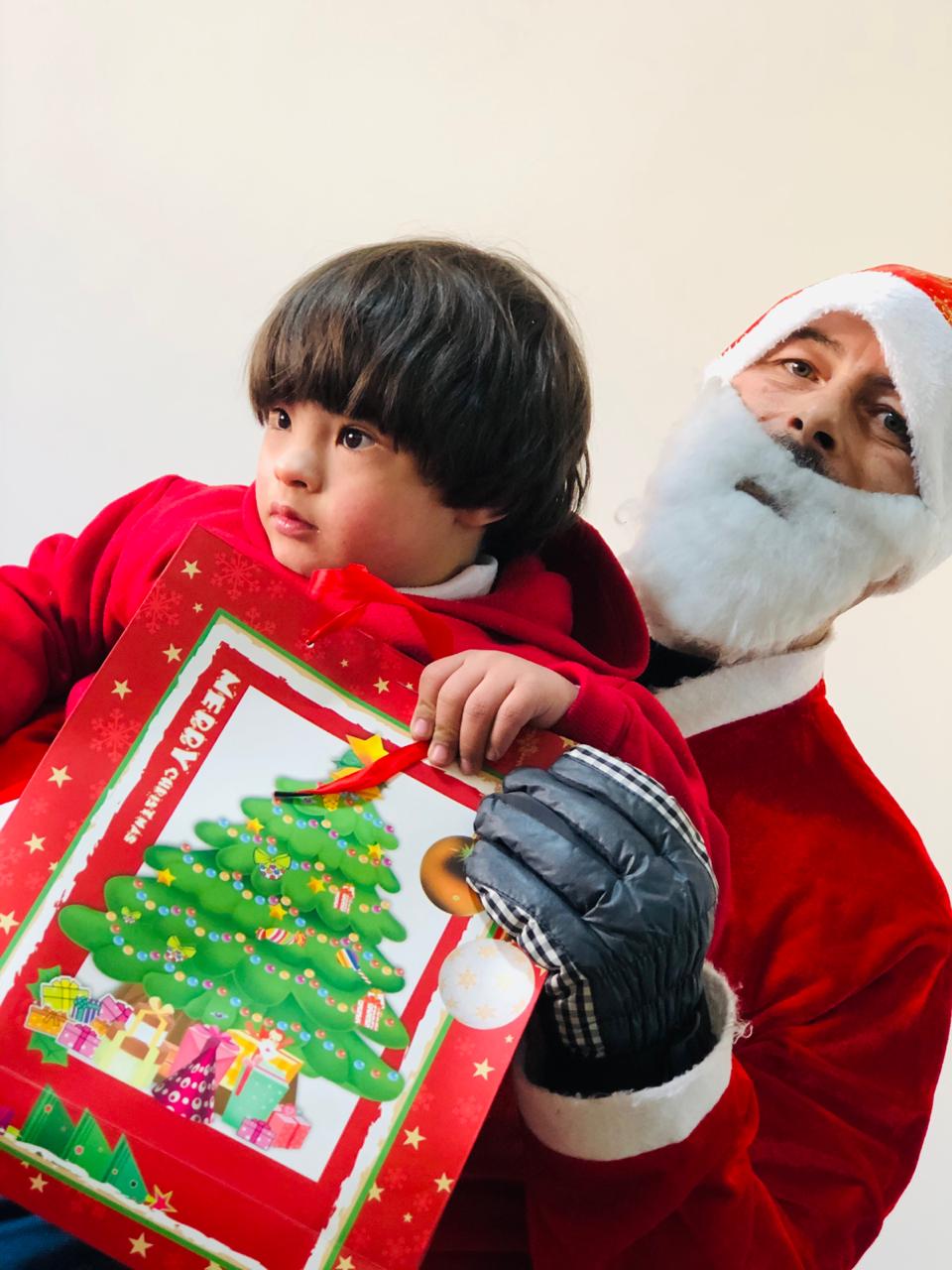 السفير أيهم زكي معايعة يقوم بزيارة إلى مركز الأطفال المبتسمين لذوي الاحتياجات الخاصة