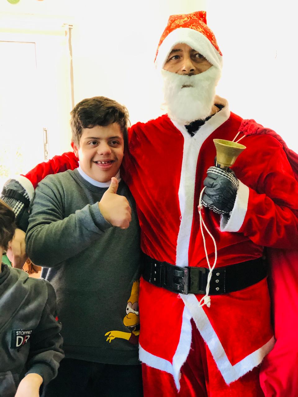 السفير أيهم زكي معايعة يقوم بزيارة إلى مركز الأطفال المبتسمين لذوي الاحتياجات الخاصة