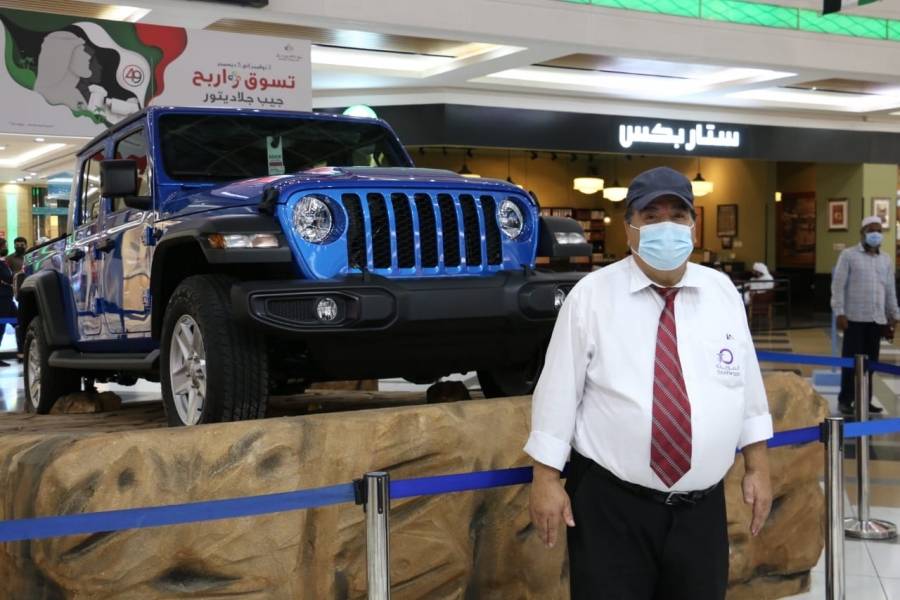 سنة 2020 تبتسم لمروان بركات الفائز بجائزة عرض تسوق واربح من بوابة الشرق مول