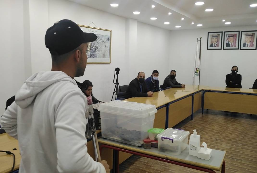 البحوث الزراعية ينظم دورة حول أنواع الأفاعي في الأردن