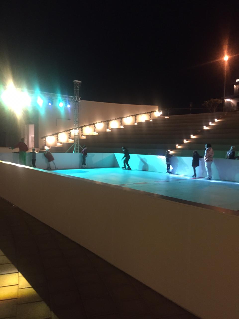 سرايا العقبة تحتفل بإضاءة شجرة عيد الميلاد