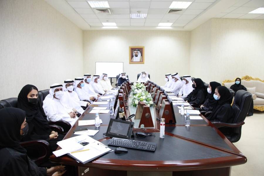 لجنة الشؤون المالية والاقتصادية والصناعية بالمجلس الاستشاري تناقش الموازنة العامة لحكومة الشارقة عن العام  2021