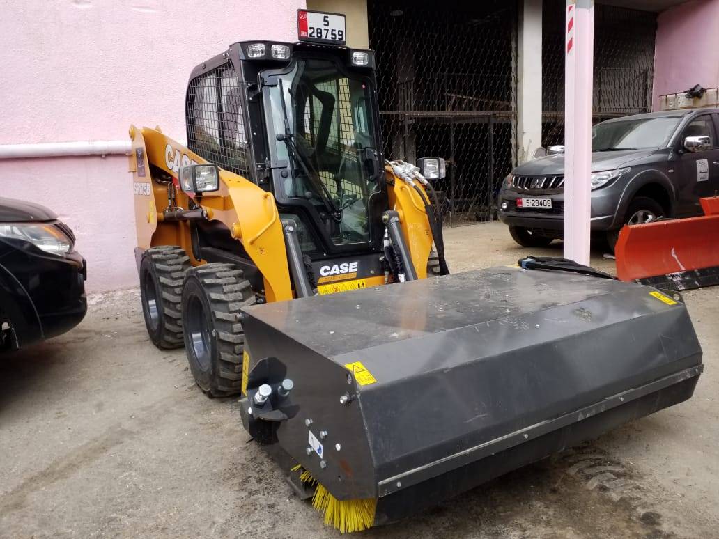 بلدية السلط تعزز أسطول آلياتها بضاغطة سعة 16متر مكعب 