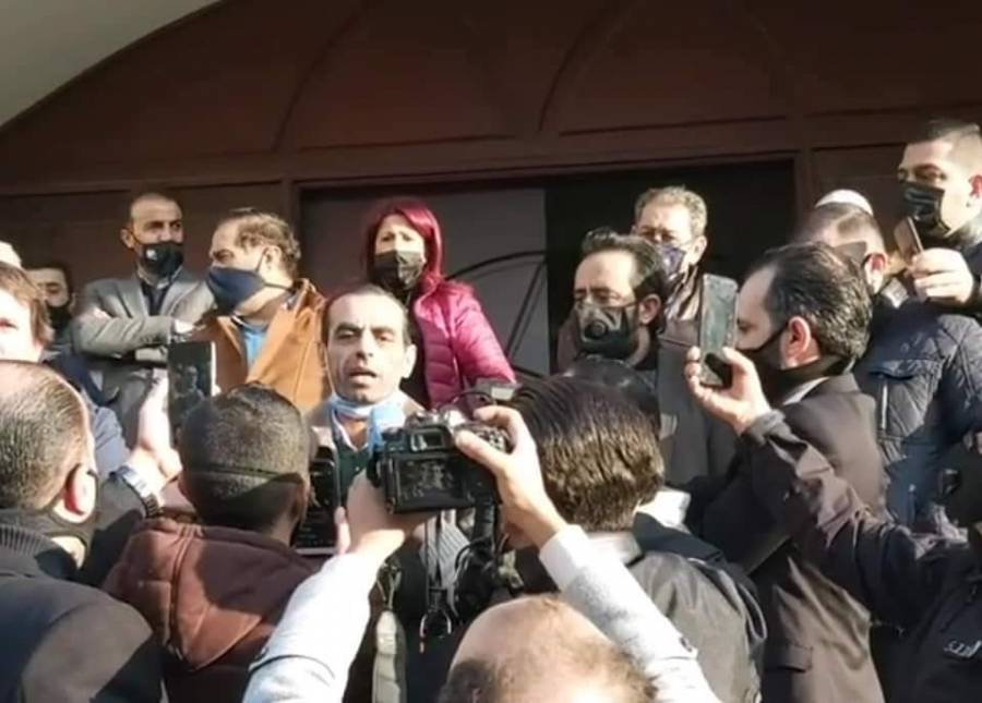 وقفة احتجاجية أمام مقر نقابة الصحفيين للمطالبة بالإفراج عن الزميل جمال حداد ولرفض توقيف الصحفيين