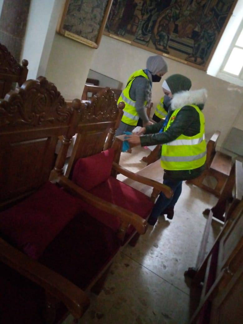 هيئة شباب كلنا الاردن وفريق راجم يواصلان تعقيم الكنائس في مادبا