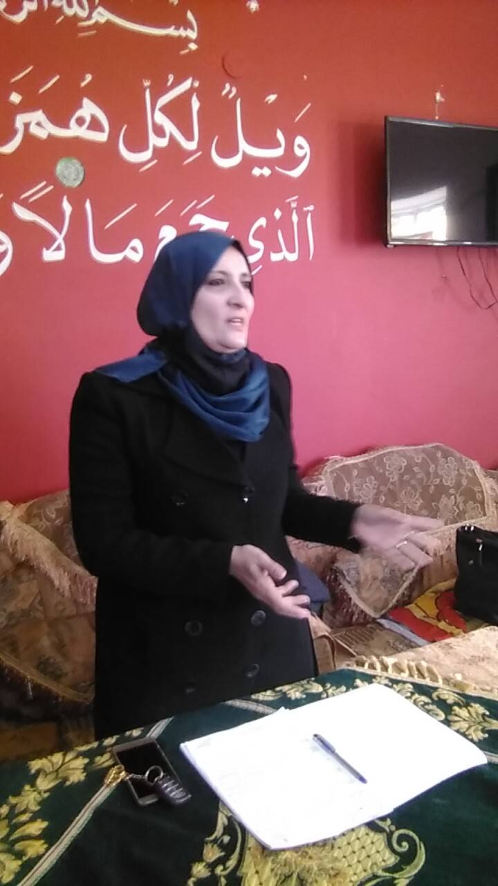 رئيسة جمعية ديار العز للحقوق والحريات تلتقي سيدات جمعية الإصلاح في الزرقاء 