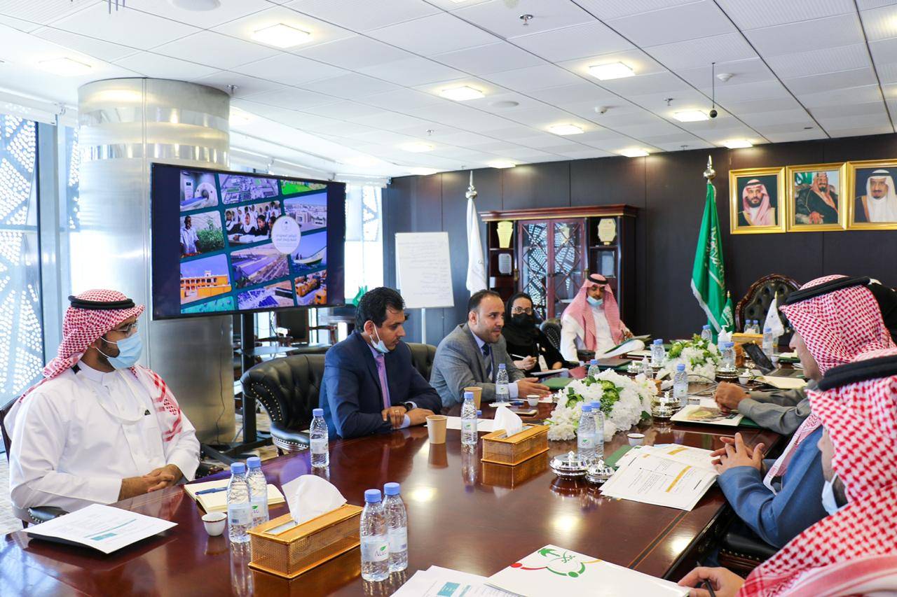 *البرنامج السعودي لتنمية وإعمار اليمن يعقد ورشة عمل لتطوير قطاع الرياضة اليمني*  