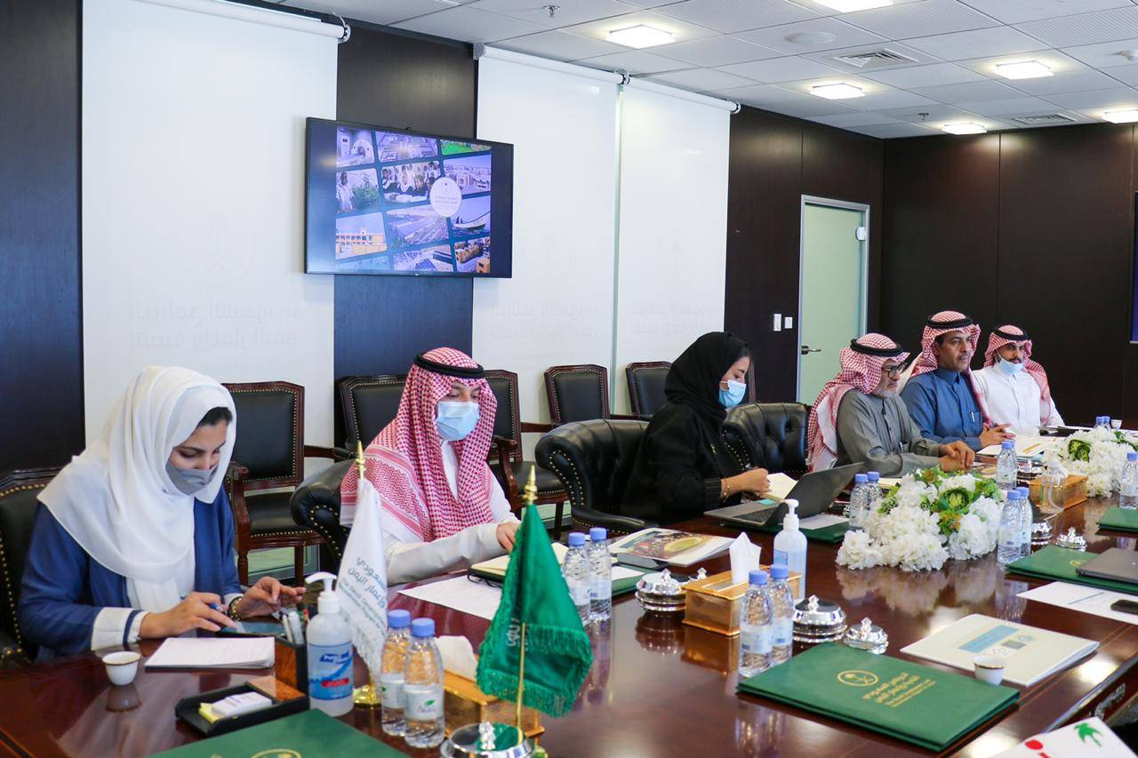 *البرنامج السعودي لتنمية وإعمار اليمن يعقد ورشة عمل لتطوير قطاع الرياضة اليمني*  