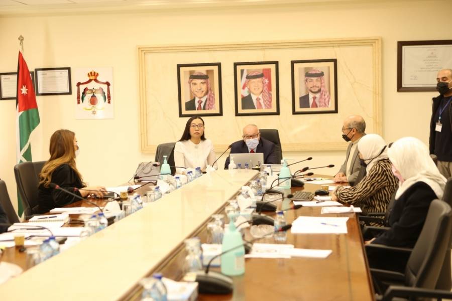 الكسبي : طرح عطاء إعادة تأهيل طريق السلطالعارضة العام المقبل