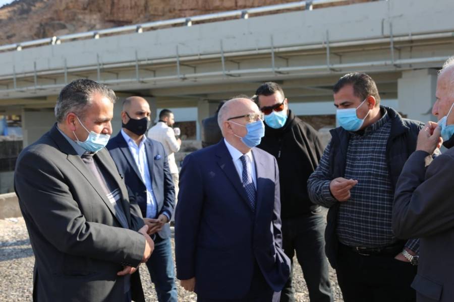 الاشغال تعلن عن الانتهاء من اعمال اعادة تاهيل وانشاء جسور زرقاء ماعين