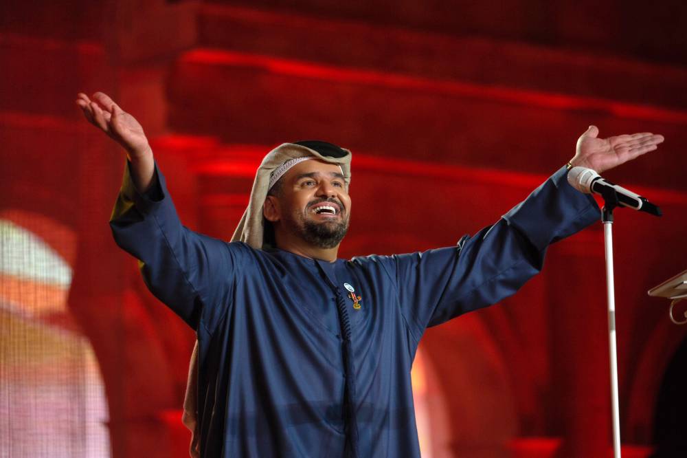 حسين الجسمي يختتم العام 2020 بافتتاح أول الحفلات الغنائية في مدرّج خورفكان بحفل ضخم
