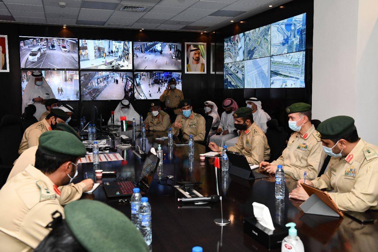 في إطار استعدادات دبي لاحتفالات رأس السنة القائد العام لشرطة دبي يتفقّد غرفة عمليات برج خليفة وبوليفارد محمد بن راشد