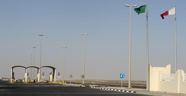 الرياض تعلن الموافقة على فتح الاجواء والحدود مع الدوحة