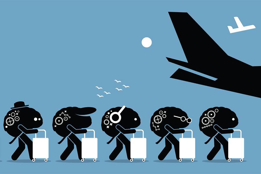 الزميلة حلا زياد أبوشاكر تكتب : هجرة العقول العربية .. جريمة اقتصادية