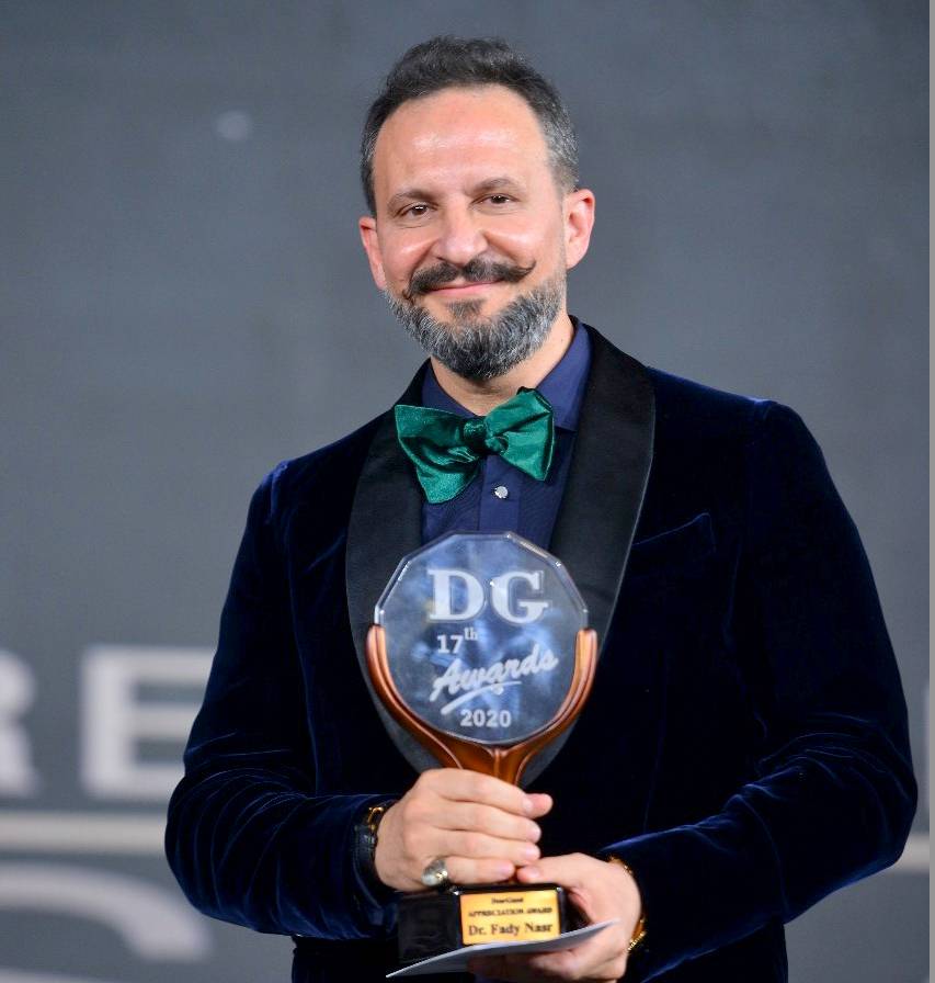 تكريم طبيب المشاهير فادي نصر في مهرجان دير غست