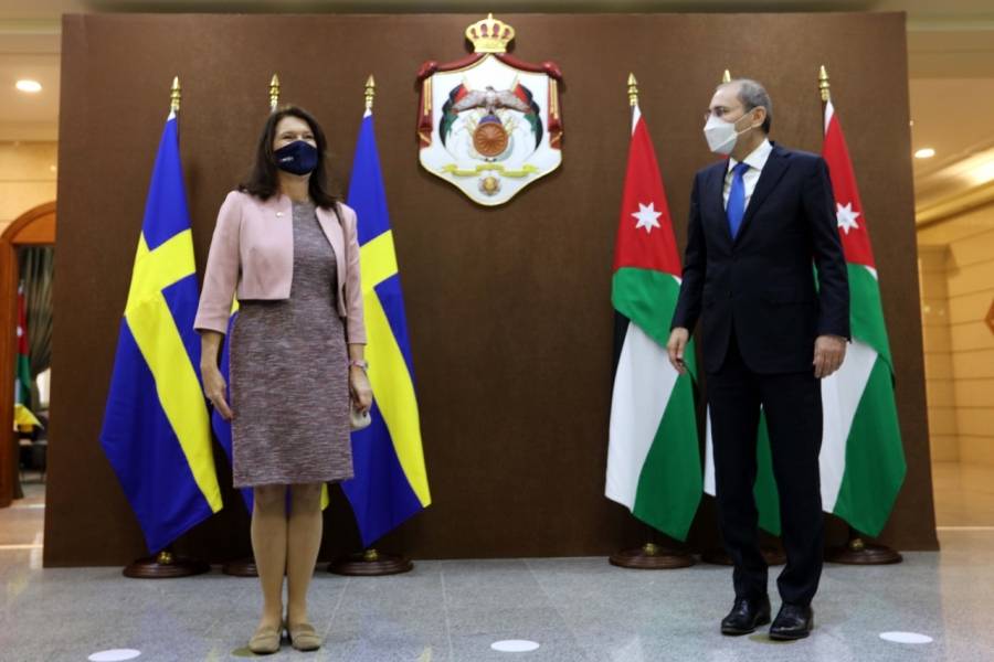 الصفدي يستقبل وزيرة خارجية السويد على هامش الاجتماع الوزاري الثالث لمبادرة ستوكهولم لنزع السلاح النووي