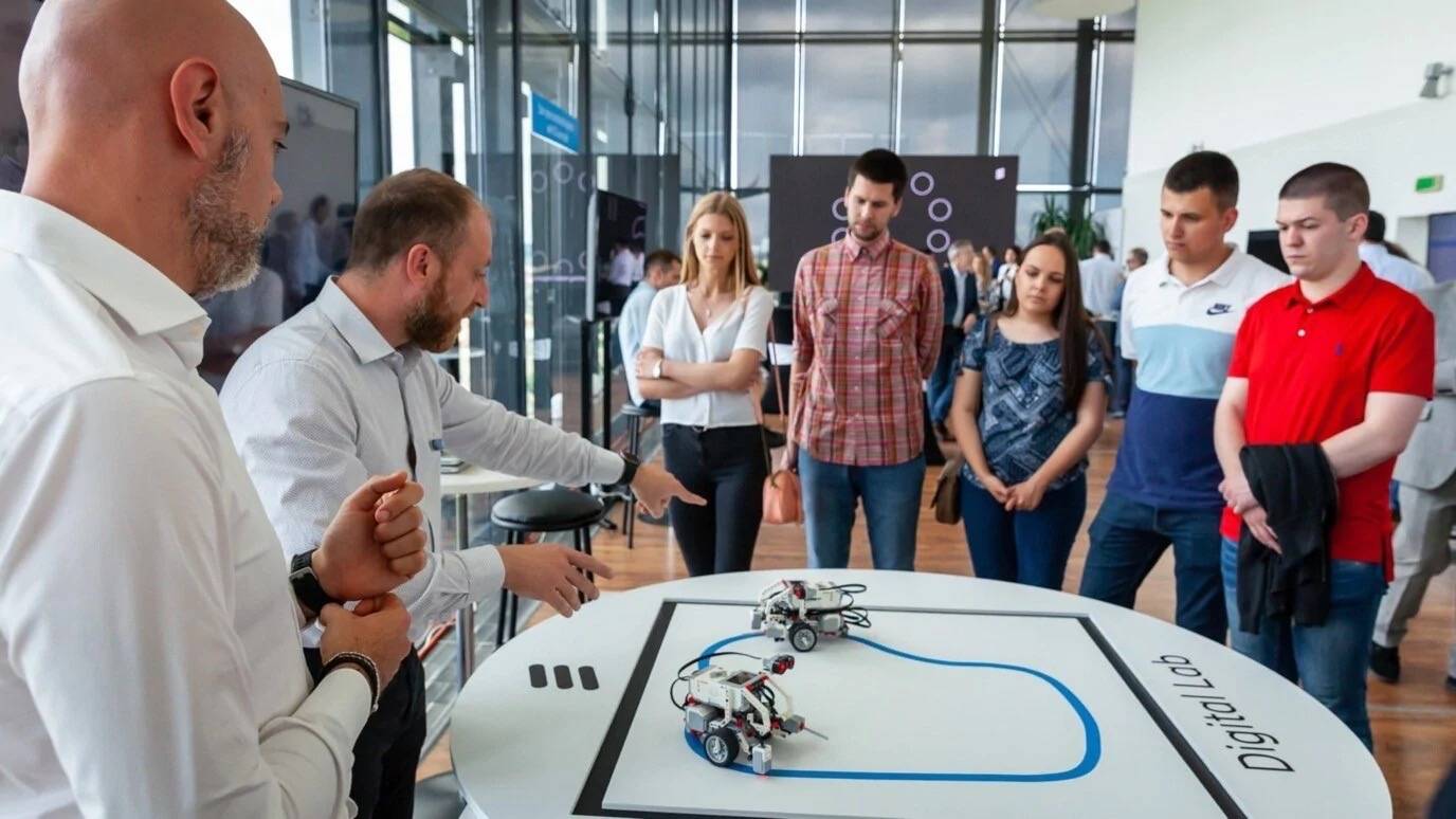 الشمولية الرقمية: ماذا تعني المساواة في الفرص للحصول على التعليم في العصر الرقمي؟ بقلم: زهرة يرمش،