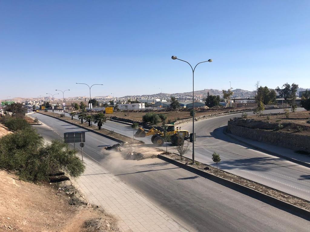 وزير الأشغال يوعز بسرعة الإنجاز ورصد كافة الملاحظات على تحويلة جسر ماركا