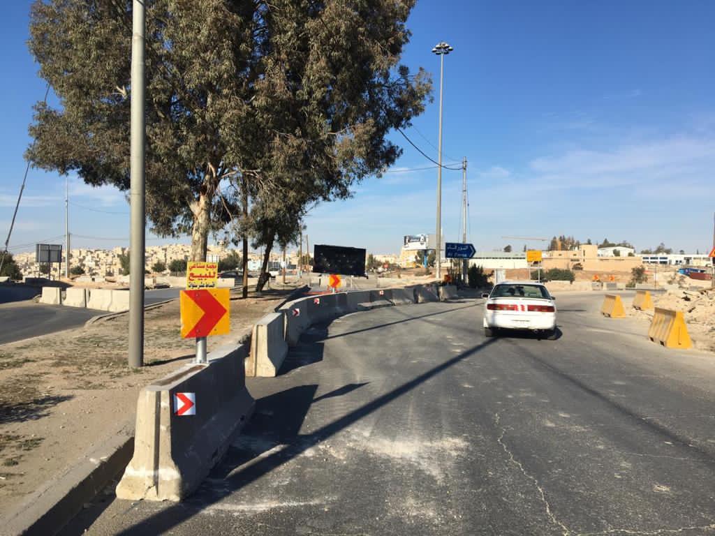 وزير الأشغال يوعز بسرعة الإنجاز ورصد كافة الملاحظات على تحويلة جسر ماركا