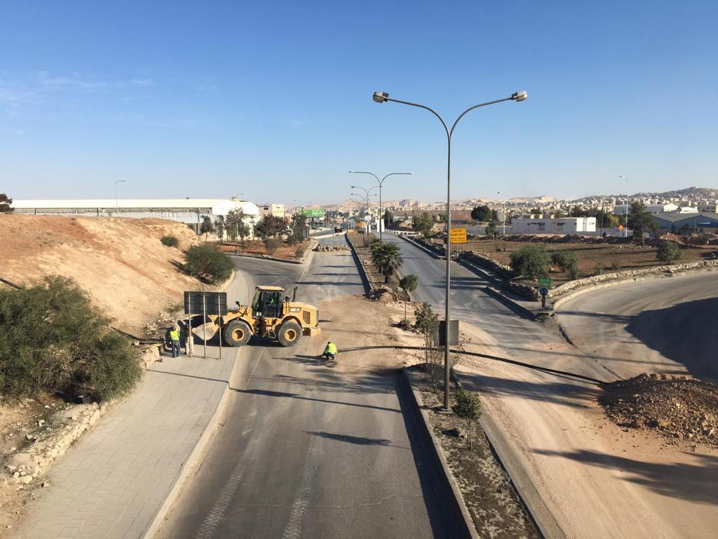 وزير الأشغال يوعز بسرعة الإنجاز ورصد كافة الملاحظات على تحويلة جسر ماركا